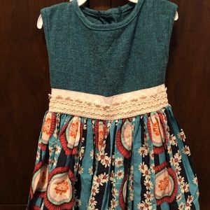 4 t Dress persnickety